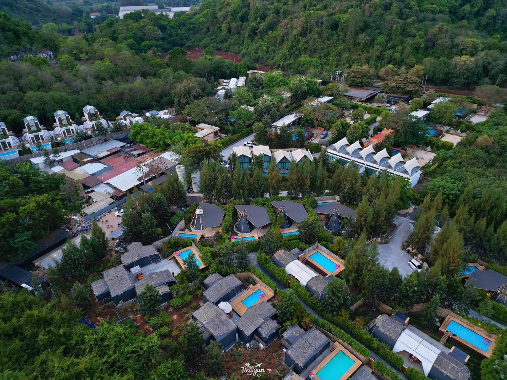The X10 Nordic Tent And Glamping Pool Villa Khaoyai เขาใหญ่ - Sha Certified Ban Thung Sawang Exterior photo